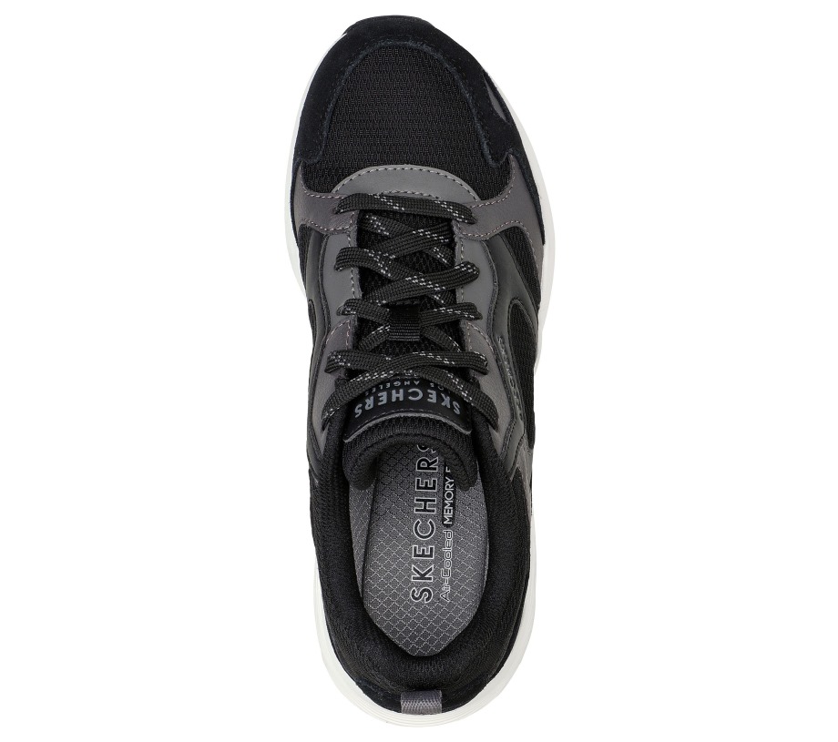 Muno Kick It Black Skechers