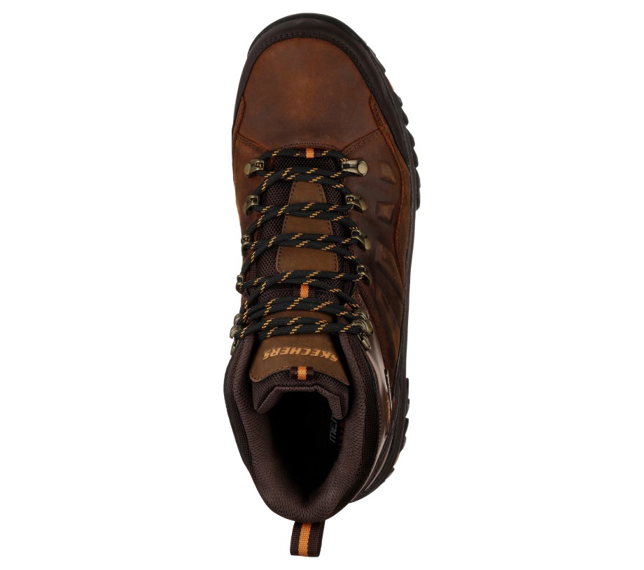 Relaxed Fit Relment Traven Skechers Brown