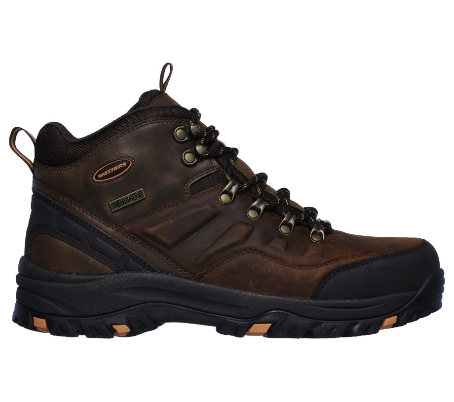 Relaxed Fit Relment Traven Skechers Brown