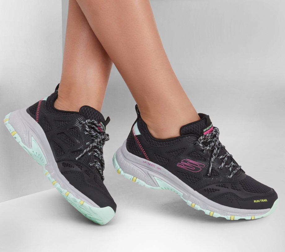 Hillcrest Pure Escapade Skechers Black Multi
