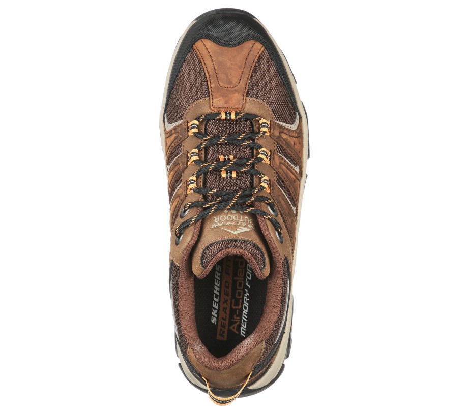 Relaxed Fit Pine Trail Kordova Skechers Brown