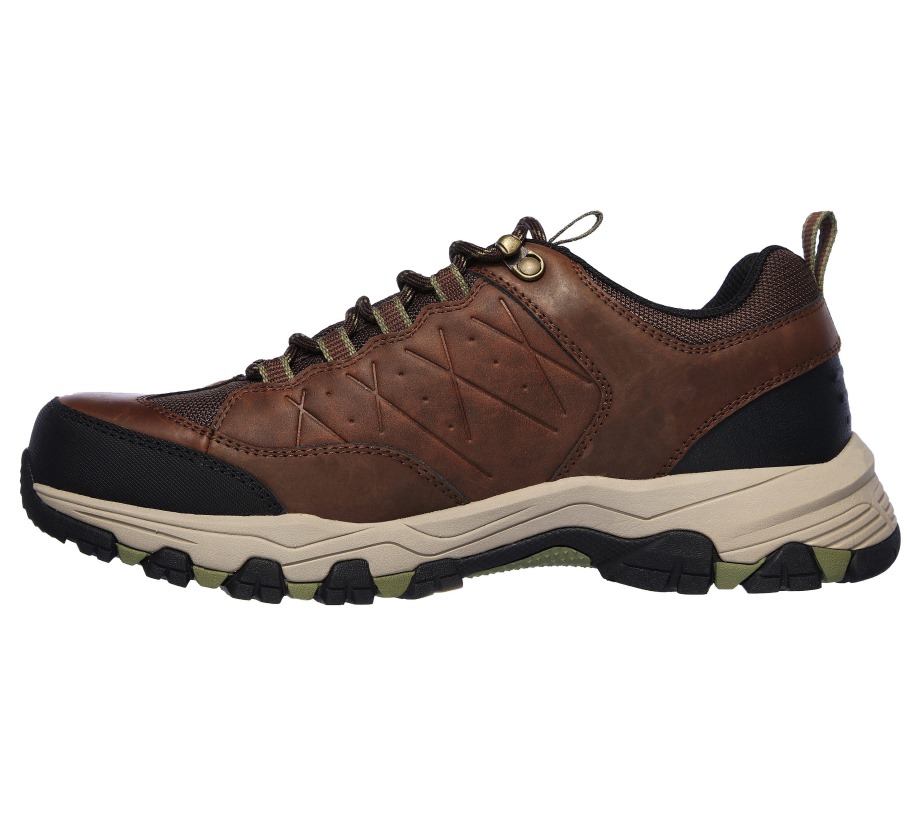 Relaxed Fit Selmen Helson Light Brown Skechers