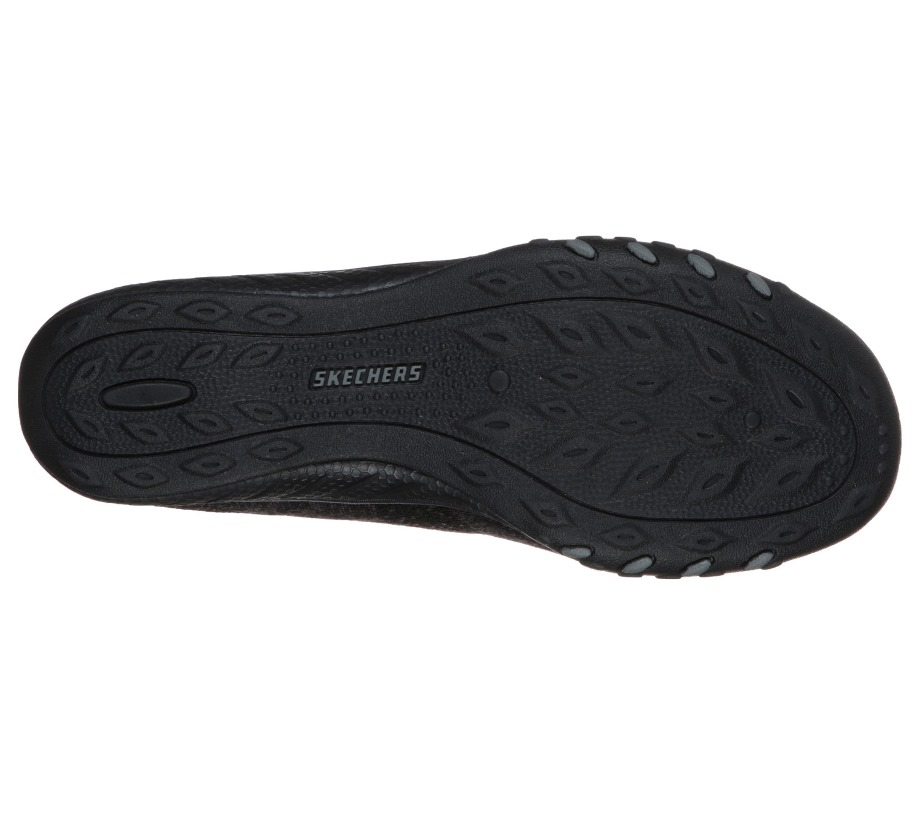 Skechers Relaxed Fit Breathe-Easy Opportuknity Black
