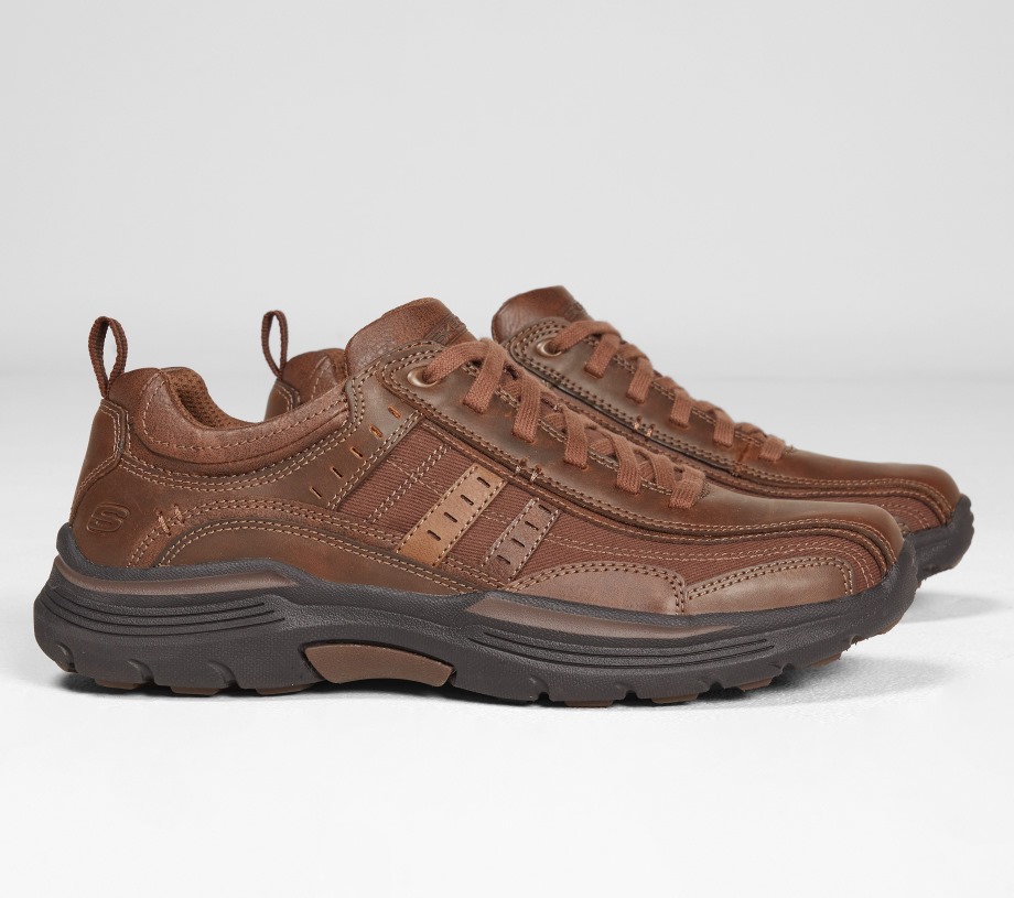 Relaxed Fit Expended Manden Brown Skechers