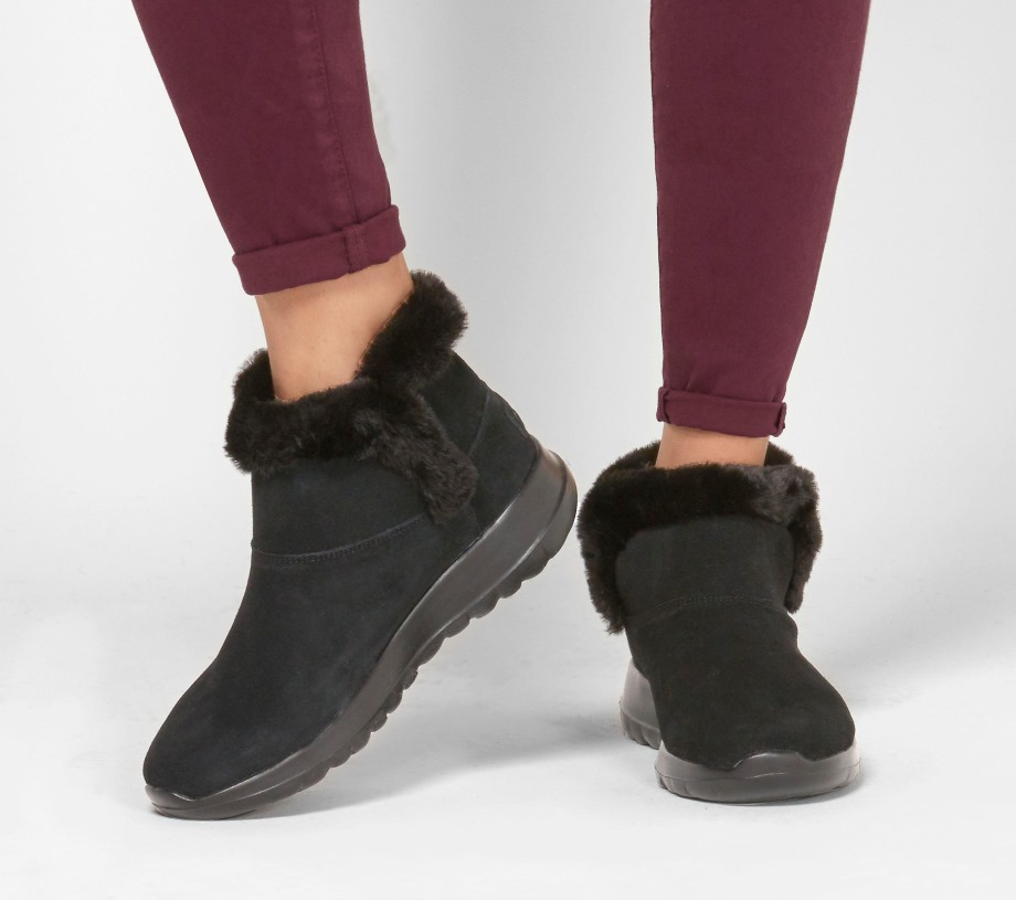 On the GO Joy Bundle Up Black Skechers