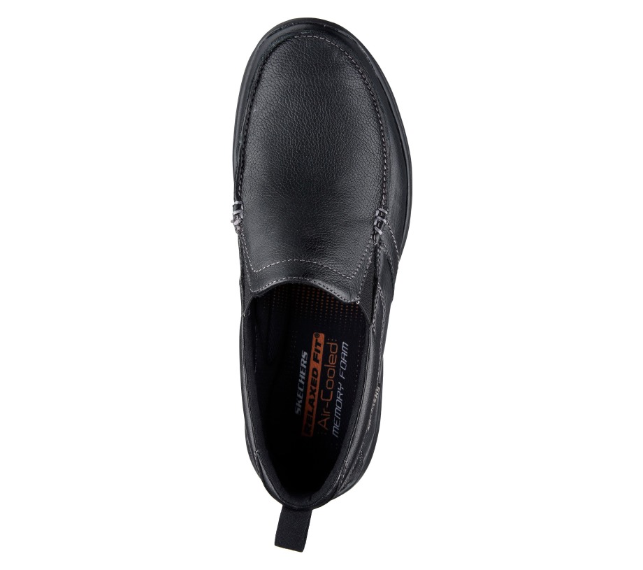 Relaxed Fit Harper Forde Skechers Black