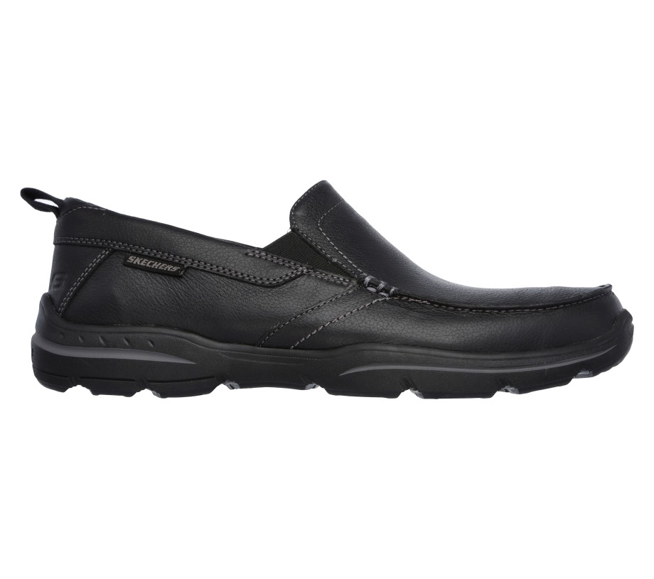 Relaxed Fit Harper Forde Skechers Black