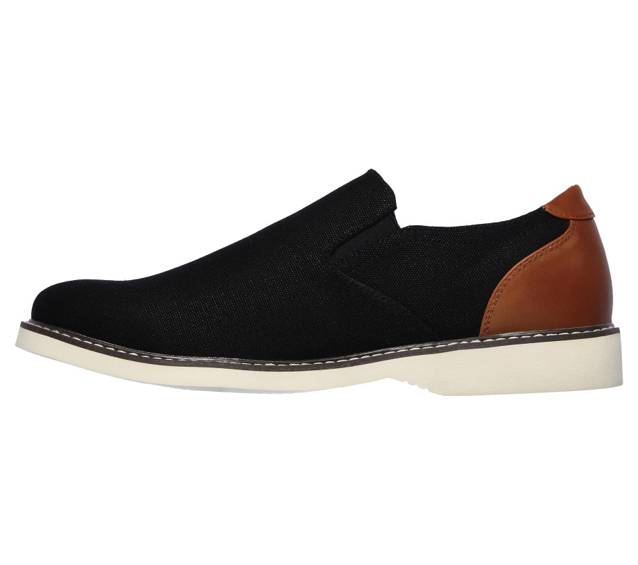 Parton Derwin Black Skechers