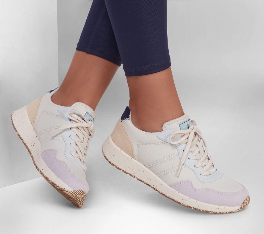 Skechers BOBS Groove Club Change White Multi