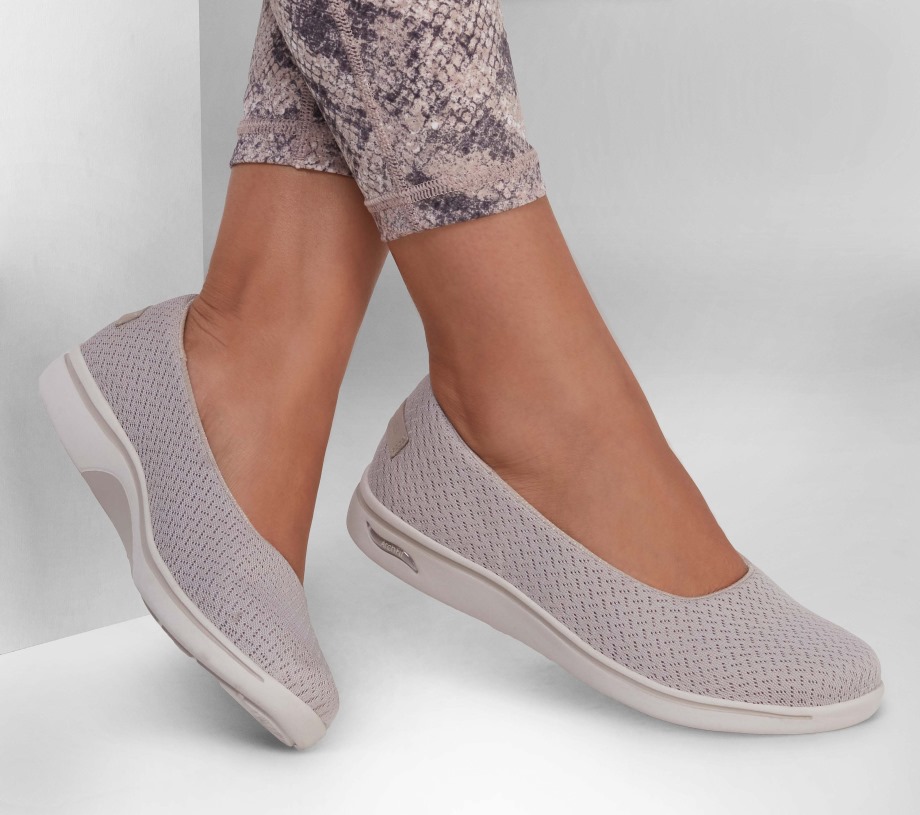 Arch Fit Uplift Sweet Sophistication Skechers Taupe