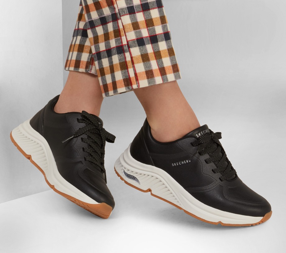 Skechers Arch Fit S-Miles Mile Makers Black
