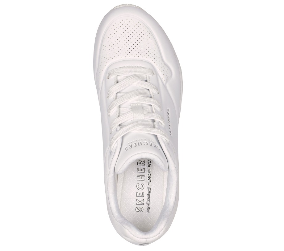 White Uno Stand on Air White Skechers
