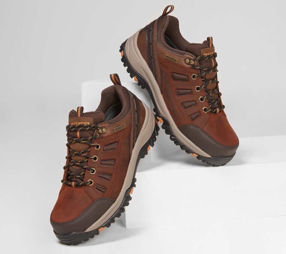 Relaxed Fit Relment Semego Brown Skechers