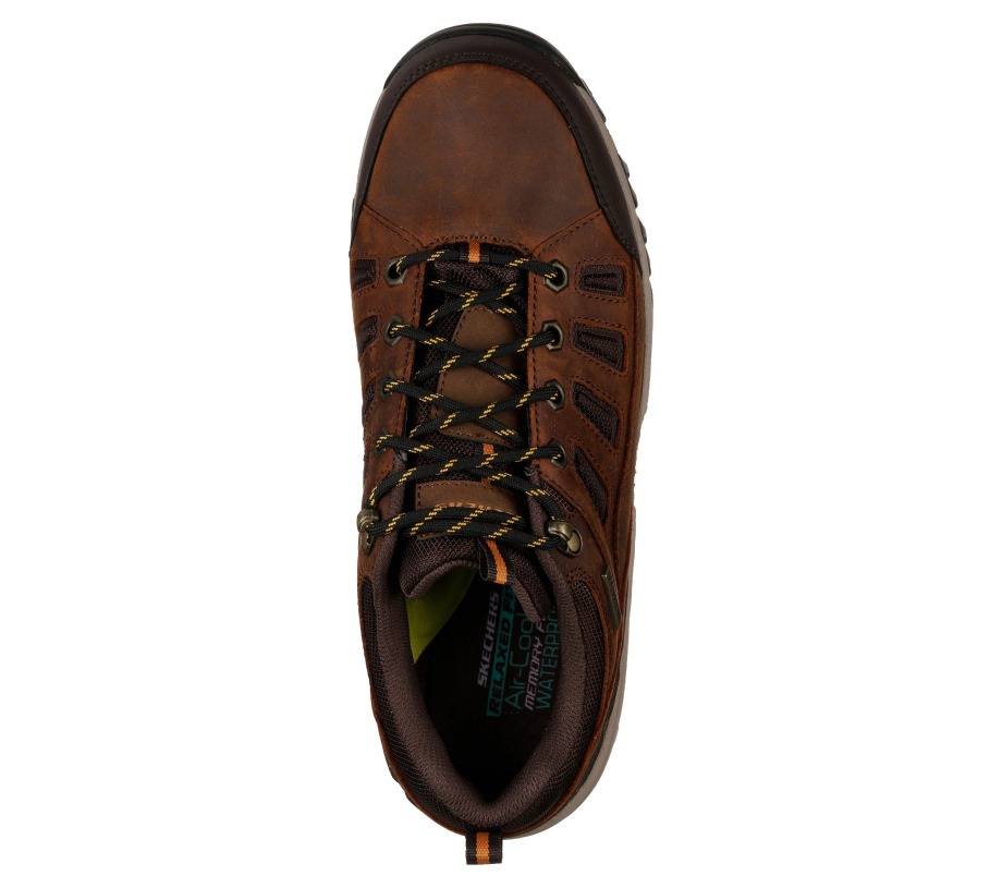 Relaxed Fit Relment Semego Brown Skechers