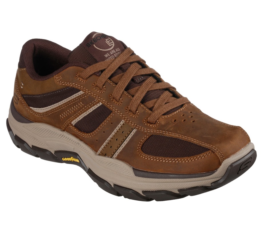 Skechers Relaxed Fit Respected Edgemere Desert