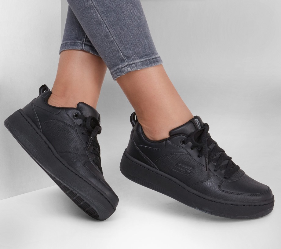 Sport Court 92 Illustrious Black Skechers