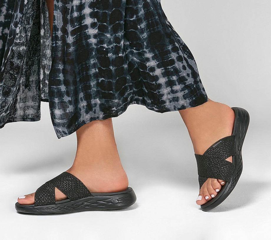 On-the-GO 600 Glistening Skechers Black