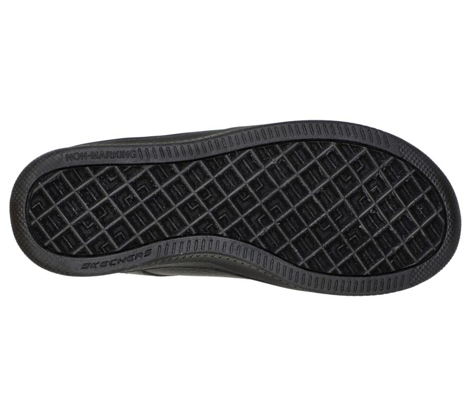 Sport Court 92 Black Skechers
