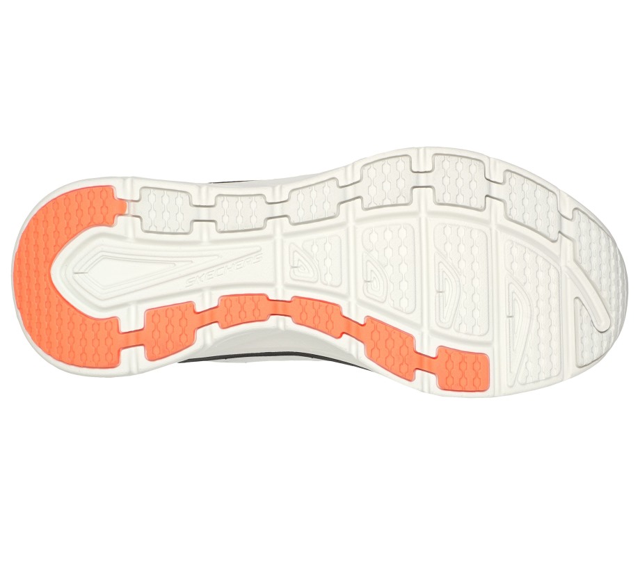 Skechers Relaxed Fit D'Lux Walker Commuter White Black