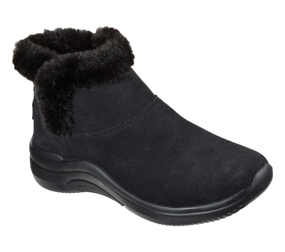 On the GO Midtown So Plush Black Skechers