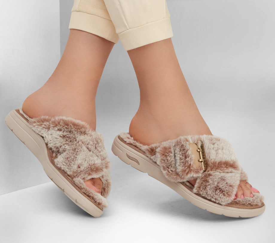 Skechers GO Lounge Arch Fit Lounge Serenity Taupe