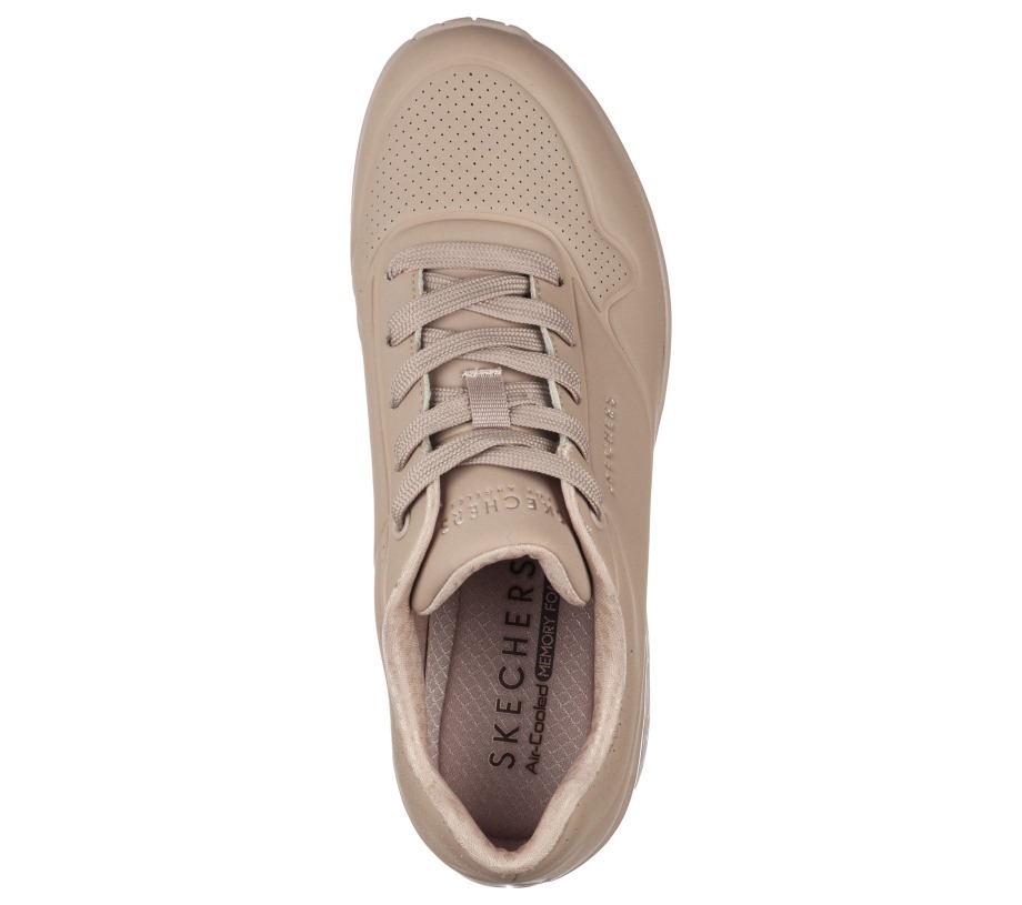 Uno Stand on Air Sand Skechers