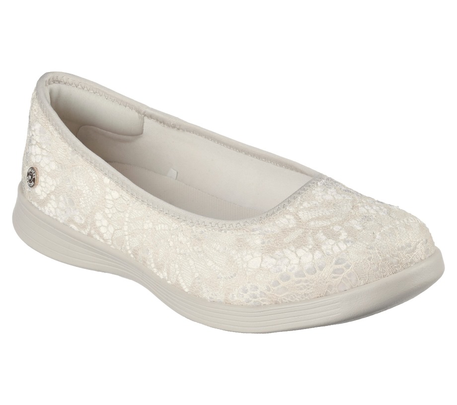 Skechers On-The-Go Dreamy Velvet Dreamz Natural